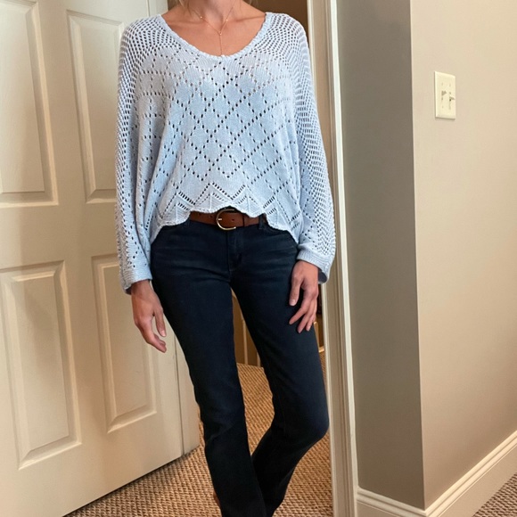 Women’s Sweater Top - Picture 2 of 15